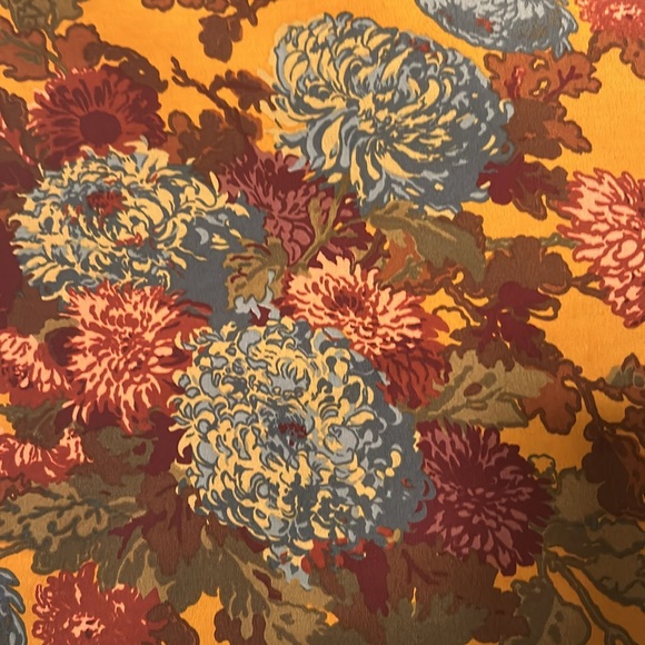 VINTAGE floral blouse made by CLAUDIA RICHARD. Size L - Picture 2 of 4